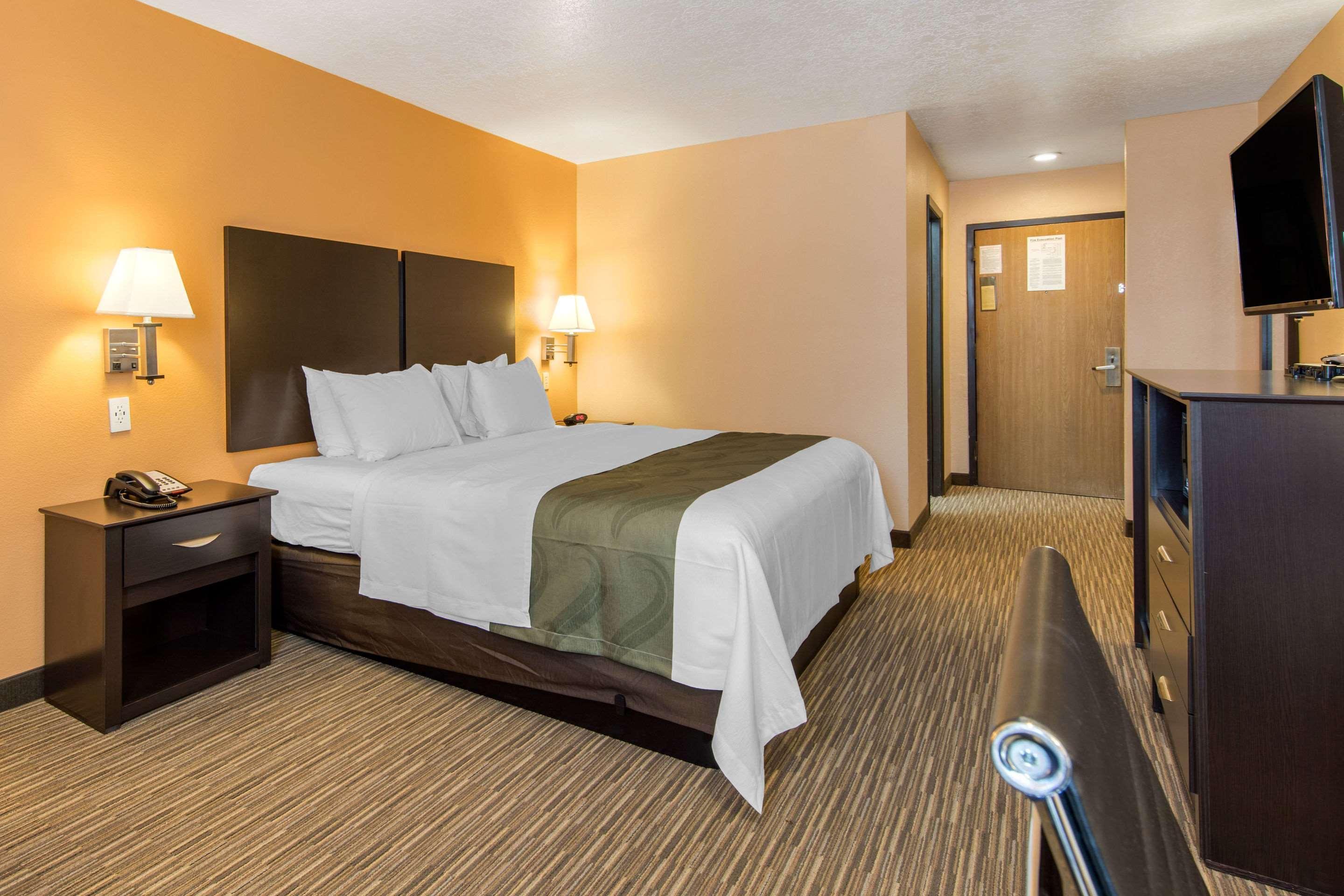 Quality Inn & Suites Albuquerque North Near Balloon Fiesta Park Exterior foto
